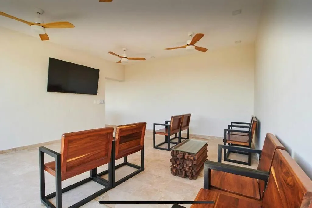 Apartment Sherlock - Swim Up Suite & Gym & Beach Club Access Tulum