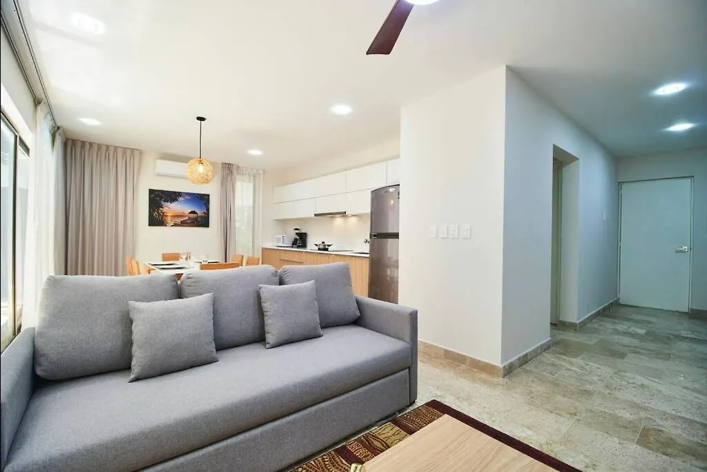 Sherlock - Swim Up Suite & Gym & Beach Club Access Tulum Mexico